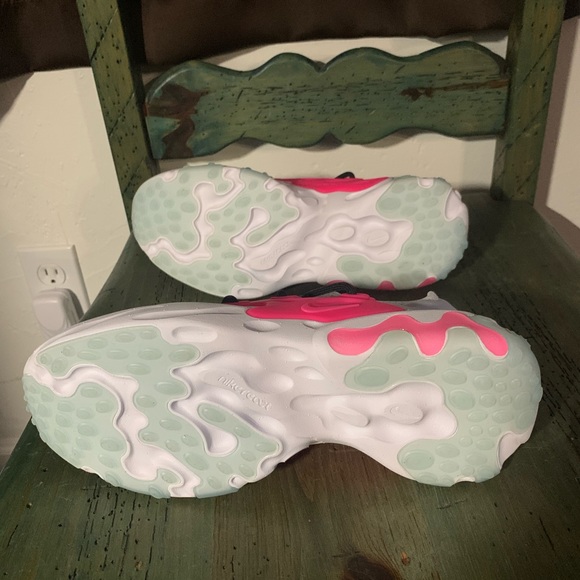 Nike Presto React - Picture 4 of 6